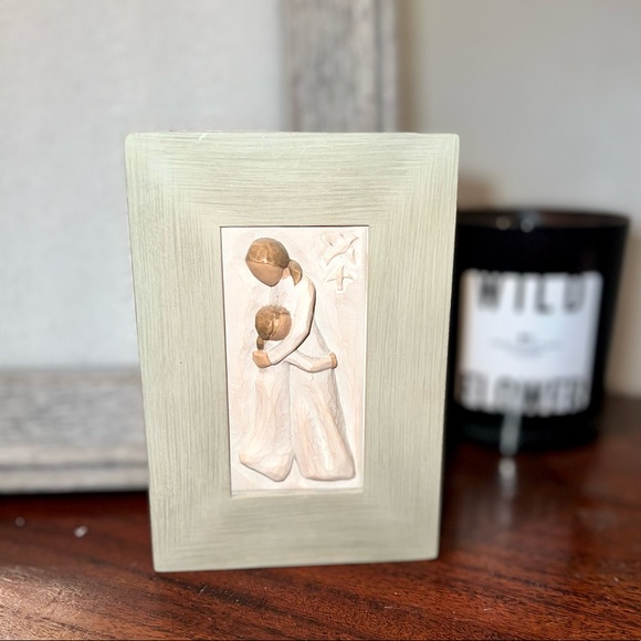 Mother and Daughter Memory Box - LIKE NEW - Picture 4 of 9